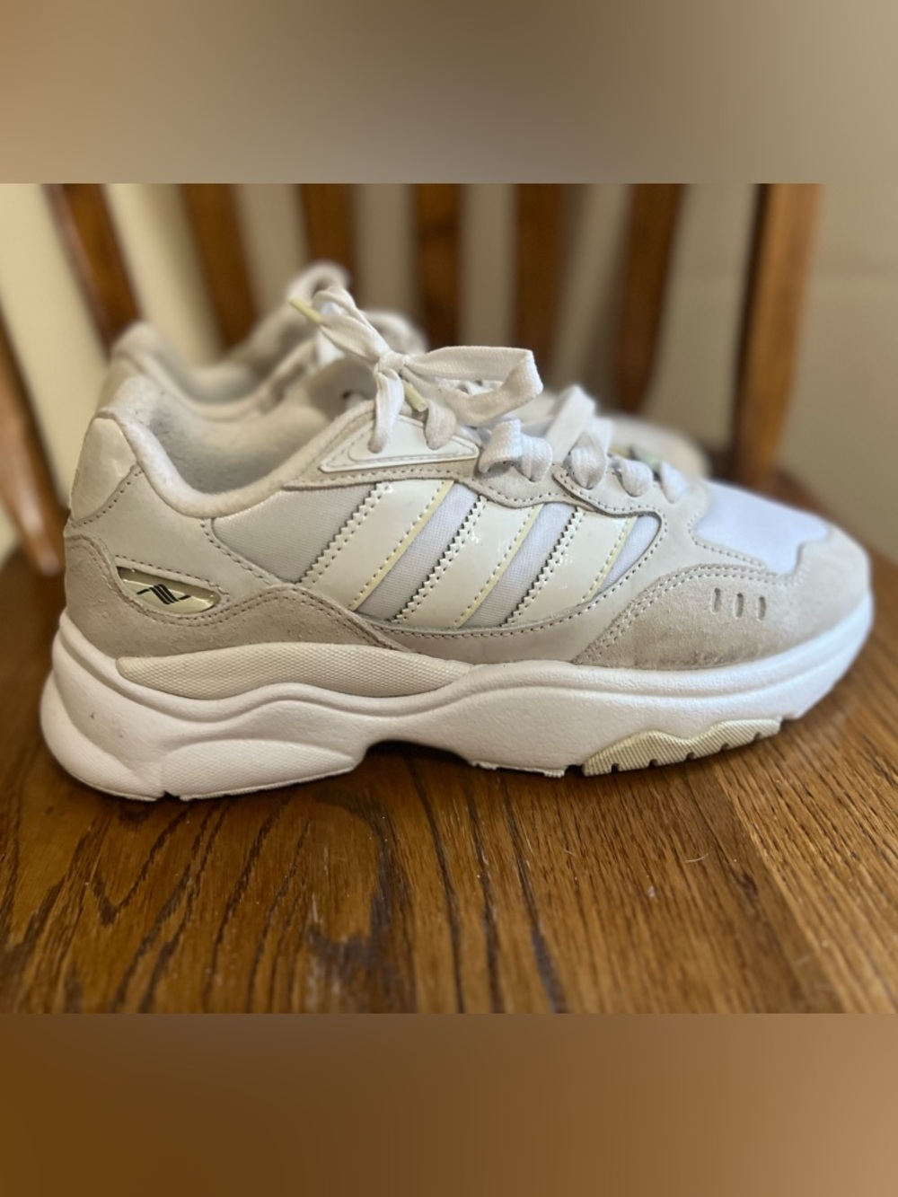 Adidas Retropy F90 Sneakers – [W8] – Cream/White Chunky Dad Shoes